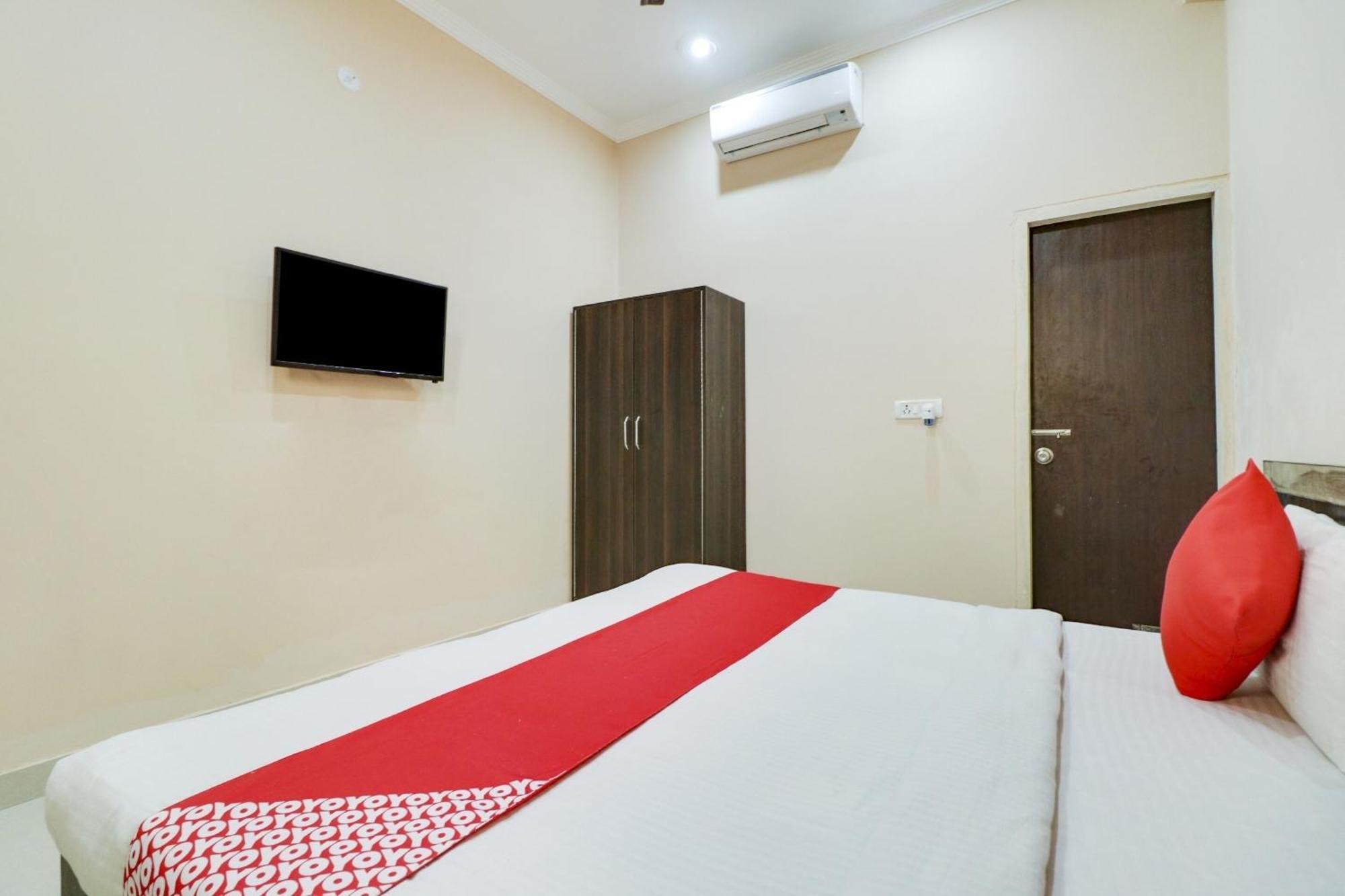 نويدا الكبرى Oyo Flagship 75440 Relax Inn المظهر الخارجي الصورة