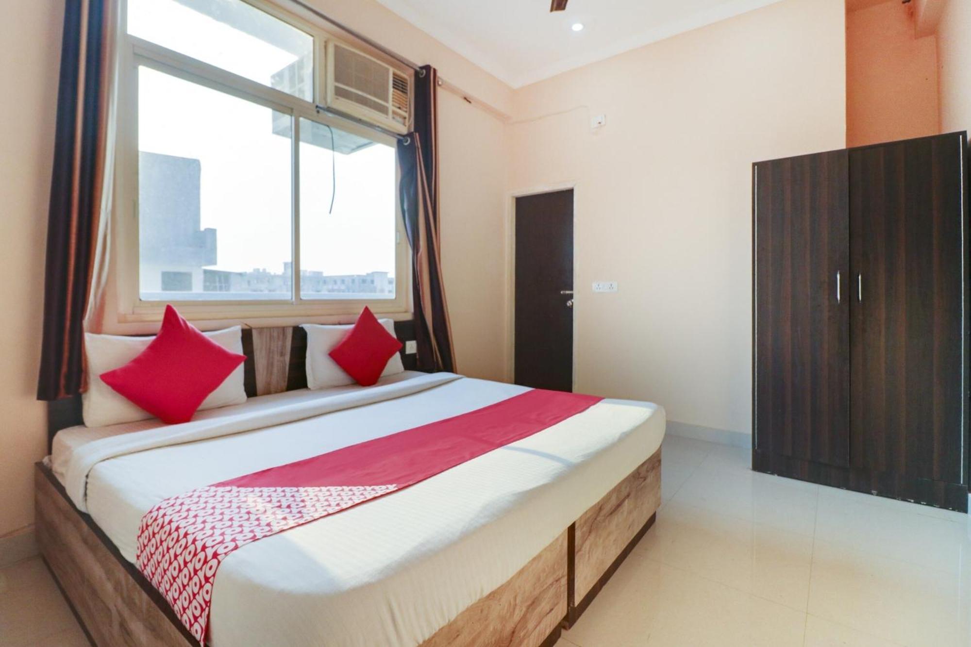 نويدا الكبرى Oyo Flagship 75440 Relax Inn المظهر الخارجي الصورة